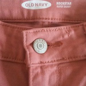 NWOT Old Navy Rockstar Super Skinny Jeans 4